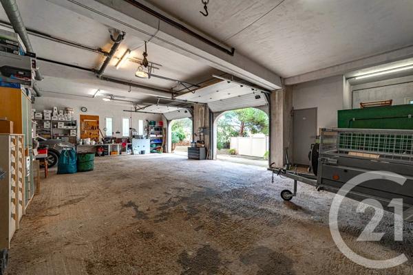 Maison à vendre  7 pièces - 420 m 2   FRONTIGNAN  - 34