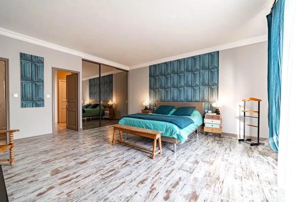 Maison à vendre  7 pièces - 420 m 2   FRONTIGNAN  - 34