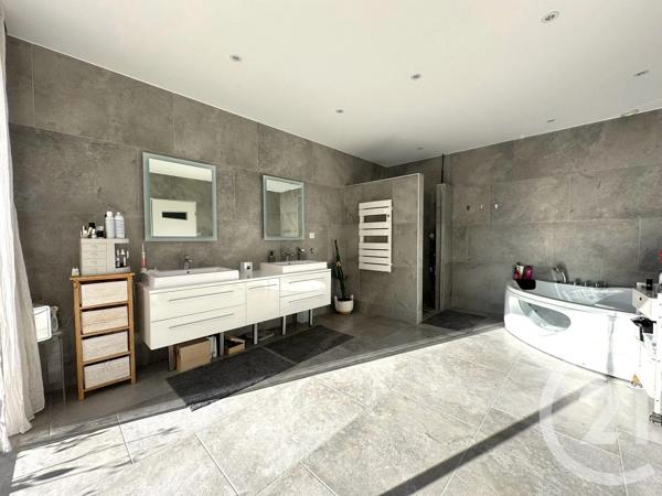 Maison à vendre  7 pièces - 420 m 2   FRONTIGNAN  - 34
