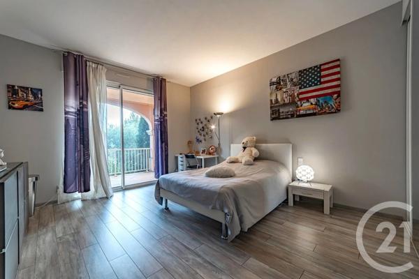 Maison à vendre  7 pièces - 420 m 2   FRONTIGNAN  - 34