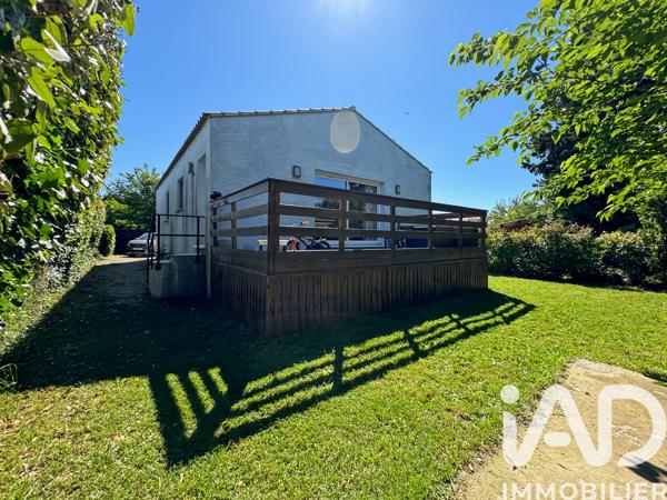 Maison à vendre 5 pièces 94 m² Arles