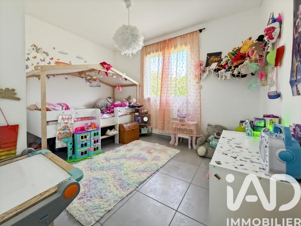 Maison à vendre 5 pièces 94 m² Arles