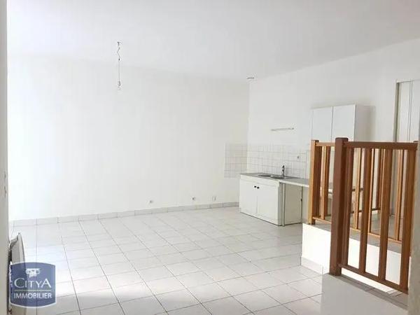 Appartement à louer 2 pièces 45m² Dijon (21000)