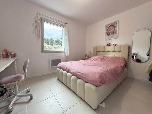 Pennes-Mirabeau (13170) Maison 100m2 T5 de 2024 ! Sur 330m2 de terrain avec garage.