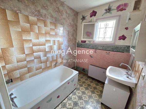 Maison à LAVAL, 53000 - 4 pièces 82m²