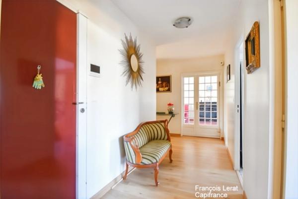 Appartement à vendre 5 pièces THIAIS (94)– Appartement de 5 pièces avec une cave et une place de parking – 95,29 m2 loi Carrez - 393 800 € honoraires d’agence inclus