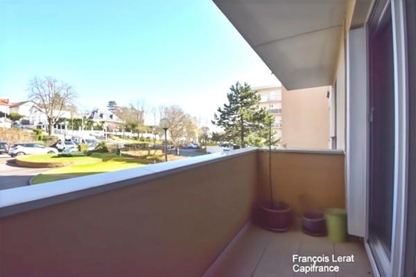 Appartement à vendre 5 pièces THIAIS (94)– Appartement de 5 pièces avec une cave et une place de parking – 95,29 m2 loi Carrez - 393 800 € honoraires d’agence inclus