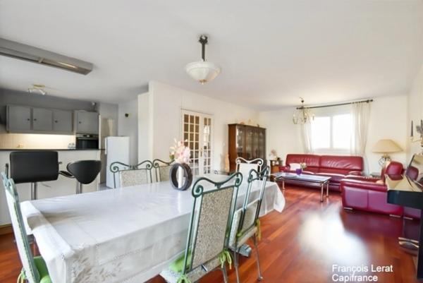 Appartement à vendre 5 pièces THIAIS (94)– Appartement de 5 pièces avec une cave et une place de parking – 95,29 m2 loi Carrez - 393 800 € honoraires d’agence inclus