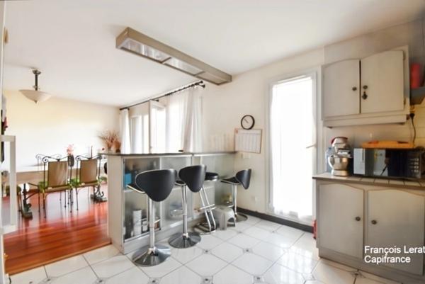 Appartement à vendre 5 pièces THIAIS (94)– Appartement de 5 pièces avec une cave et une place de parking – 95,29 m2 loi Carrez - 393 800 € honoraires d’agence inclus