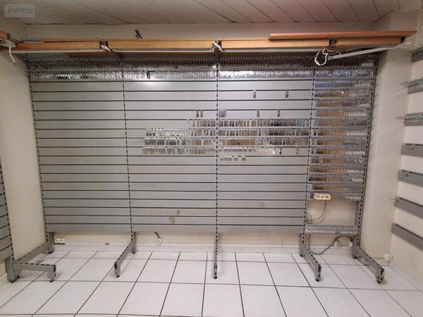 Fonds et/ou murs commerciaux à louer à Bourg-en-Bresse dans l'Ain (01000), ref : 01083-L154