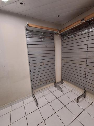 Fonds et/ou murs commerciaux à louer à Bourg-en-Bresse dans l'Ain (01000), ref : 01083-L154