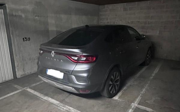 Stationnement à louer    Rosny-sous-Bois