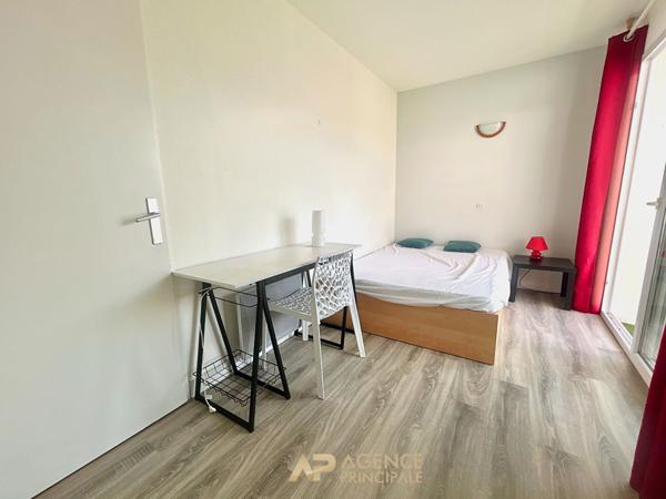 T3 Dernier étage avec terrasse, parking et piscine ? Les Minimes La Rochelle 259 500 € **  - Référence  MR686D2