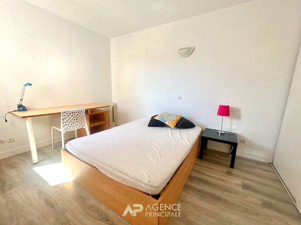 T3 Dernier étage avec terrasse, parking et piscine ? Les Minimes La Rochelle 259 500 € **  - Référence  MR686D2