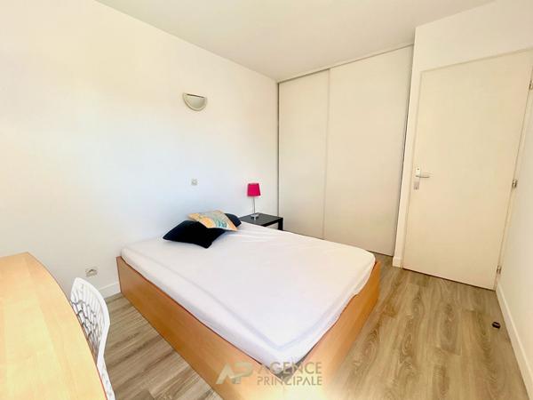 T3 Dernier étage avec terrasse, parking et piscine ? Les Minimes La Rochelle 259 500 € **  - Référence  MR686D2