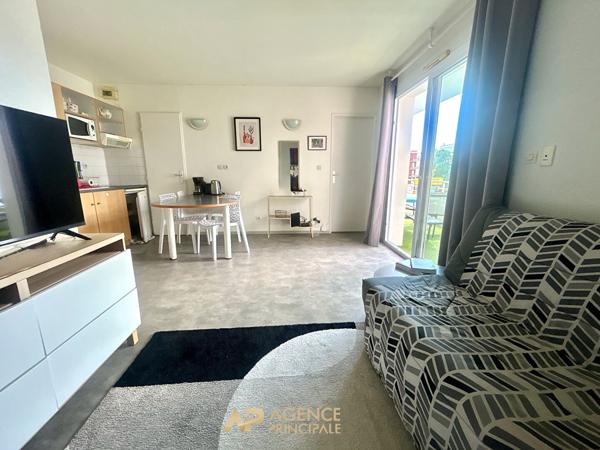 T3 Dernier étage avec terrasse, parking et piscine ? Les Minimes La Rochelle 259 500 € **  - Référence  MR686D2