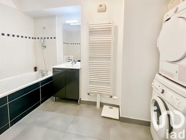 Appartement 3 pièces de 61 m² à Combs-la-Ville (77380)