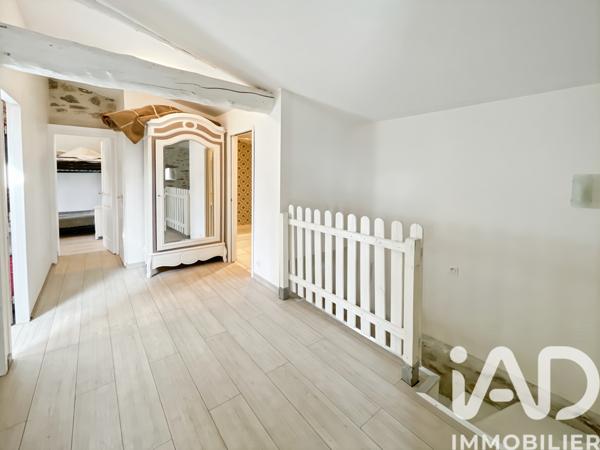 Maison à vendre 8 pièces 156 m² Chalmazel-Jeansagnière