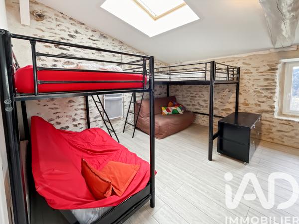 Maison à vendre 8 pièces 156 m² Chalmazel-Jeansagnière