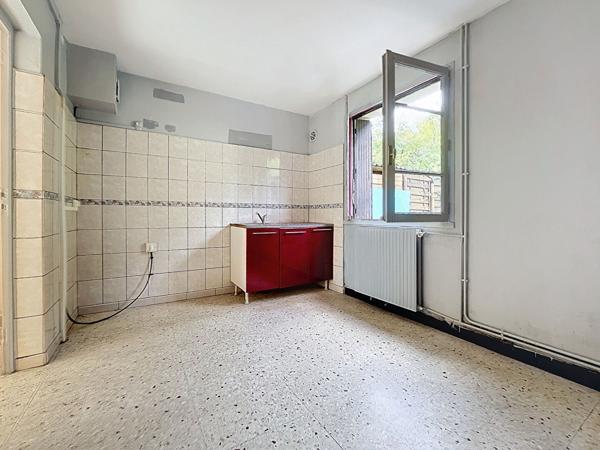 LAVELANET A VENDRE MAISON T4 AVEC JARDIN ET GARAGE