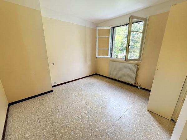 LAVELANET A VENDRE MAISON T4 AVEC JARDIN ET GARAGE