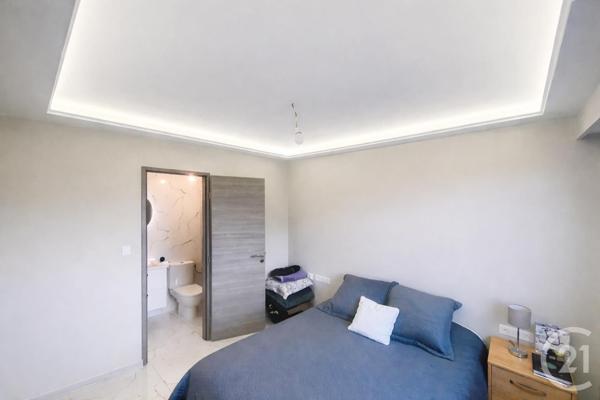 Maison à vendre  10 pièces - 207 m2 ANTIBES - 06