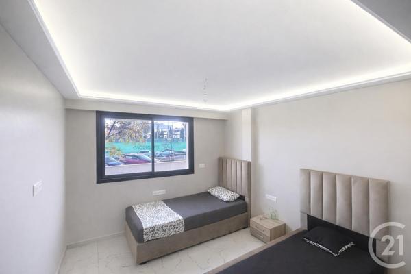 Maison à vendre  10 pièces - 207 m2 ANTIBES - 06