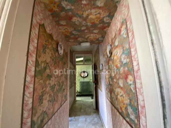 Très belle maison de 8 pièces CREPY (02)