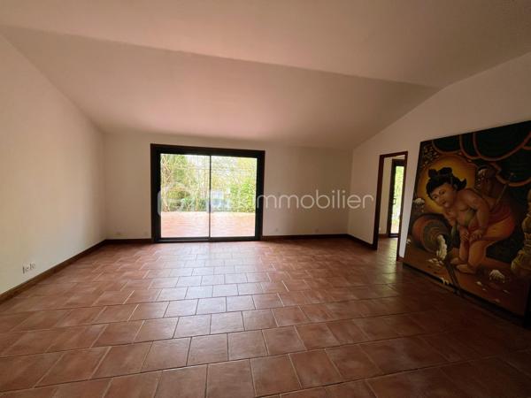 Maison traditionnelle de 184 m²