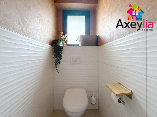 Roanne (42300) A VENDRE - ROANNE PROCHE CENTRE VILLE- MAISON RÉNOVÉE AVEC BELLES PRESTATIONS, TERRAIN ET EXTÉRIEUR À TERMINER