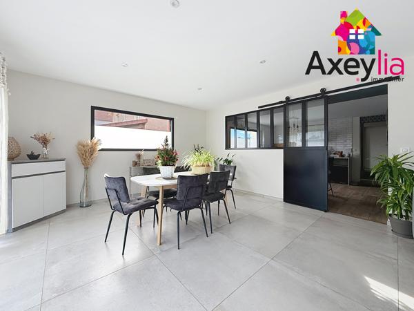 Roanne (42300) A VENDRE - ROANNE PROCHE CENTRE VILLE- MAISON RÉNOVÉE AVEC BELLES PRESTATIONS, TERRAIN ET EXTÉRIEUR À TERMINER