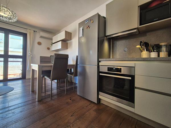 Appartement Biguglia 2 pièce(s) 35 m2 + 1 parking privé + 1 cave