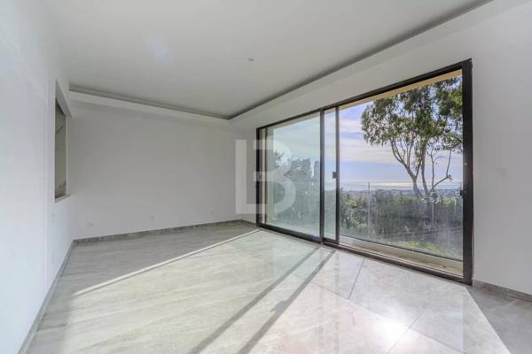 Villa contemporaine de 10 pièces avec vue mer panoramique à vendre à Mougins