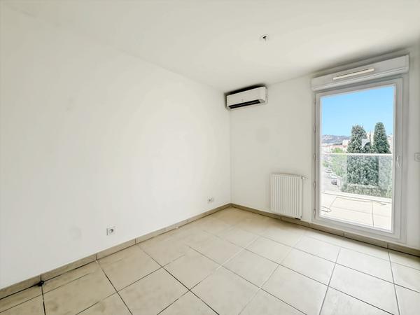 Appartement avec terrasse 4 Pièces à Vendre à Marseille - Quartier Michelet