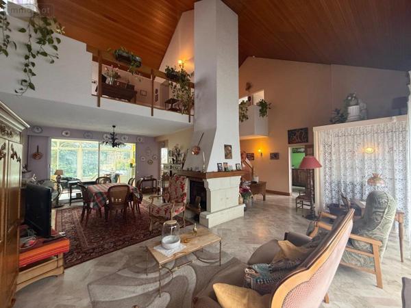 Maison à vendre à Angers dans le Maine-et-Loire (49100), ref : 49012-2044   
Deux Croix Banchais