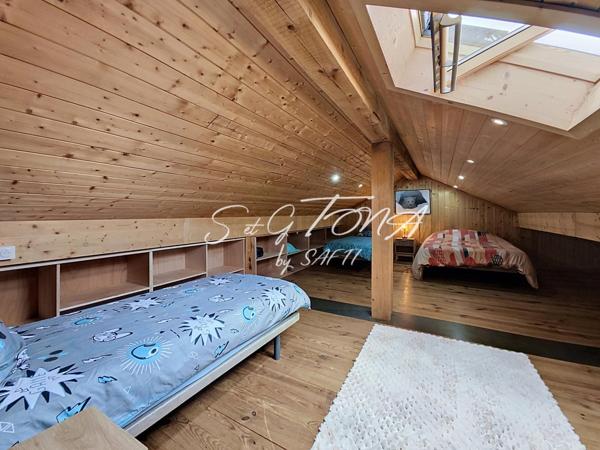 Appartement d'exception de 120 m² avec terrasse de 150 m², jardin, sauna et jacuzzi – Égat