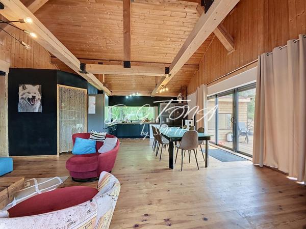Appartement d'exception de 120 m² avec terrasse de 150 m², jardin, sauna et jacuzzi – Égat