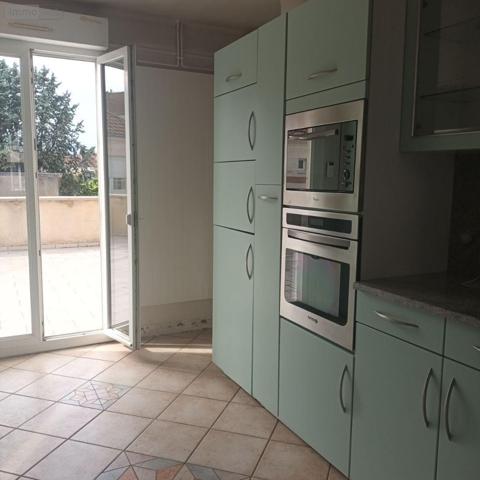 Duplex à louer à Vitry-le-François dans la Marne (51300), ref : 51081/953   
CENTRE