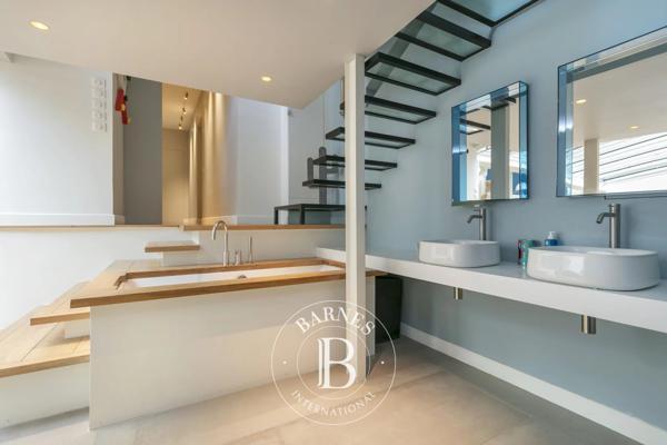 Paris 11ème, Appartement 2 Chambres -  110 m² à vendre