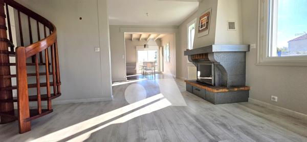 Maison 7 pièces 155.6 m2