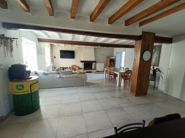 Maison de campagne sur 3200m² de terrain