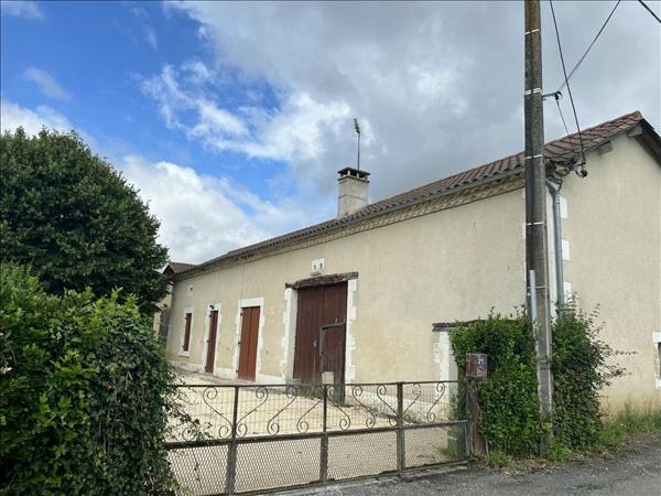 Maison à vendre |  Saint-Astier |  1 pièce | 80 m²