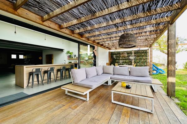 La Rochelle (17000) La Trompette - Maison 4ch entièrement rénovée en 2019 avec garage, jardin et piscine