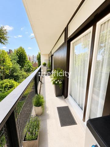 Appartement
         4 pièces
        - 106 m² Exclusivité 340 000 € *