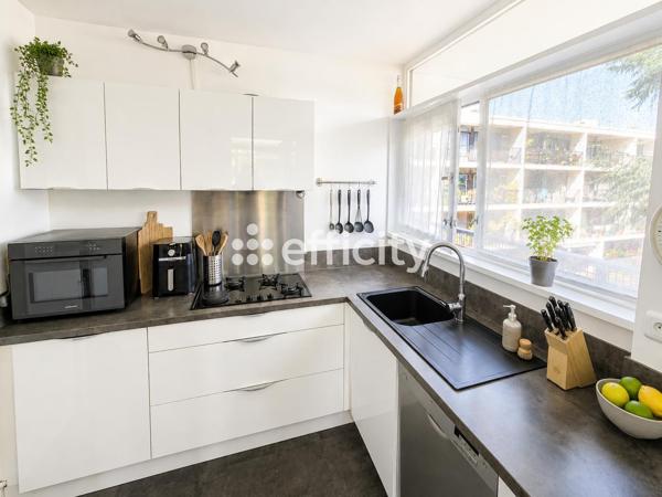 Appartement
         4 pièces
        - 106 m² Exclusivité 340 000 € *