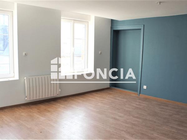 Location Appartement 3 pièces 66 m² - 29 RUE RICHARD LENOIR Flers 61100