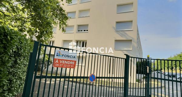 À vendre Appartement 2 pièces 48 m² - Sainte-foy-lès-lyon 69110