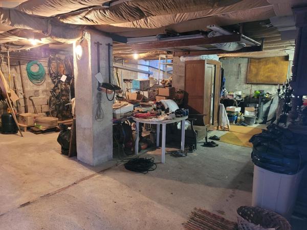 Maison à vendre à Arcy-sur-Cure dans l'Yonne (89270), ref : Arcy- Le Beugnon