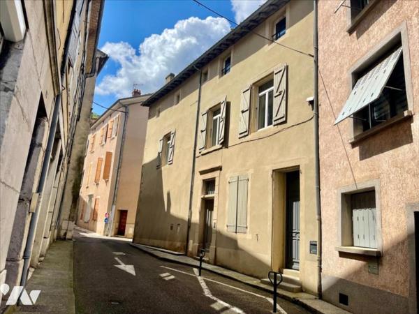 Maison 203 m² avec garage et terrasse