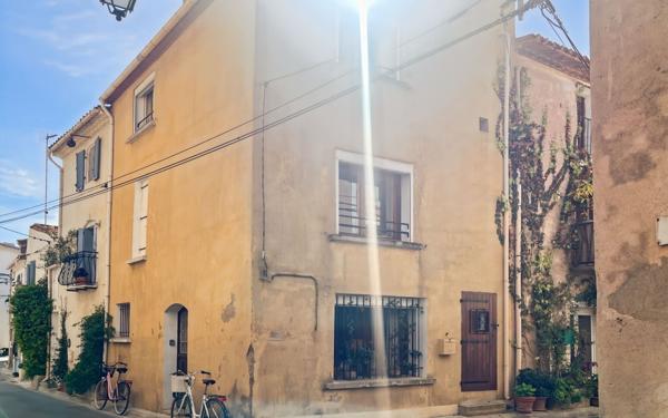 Maison à vendre    4 pièces •  Marseillan